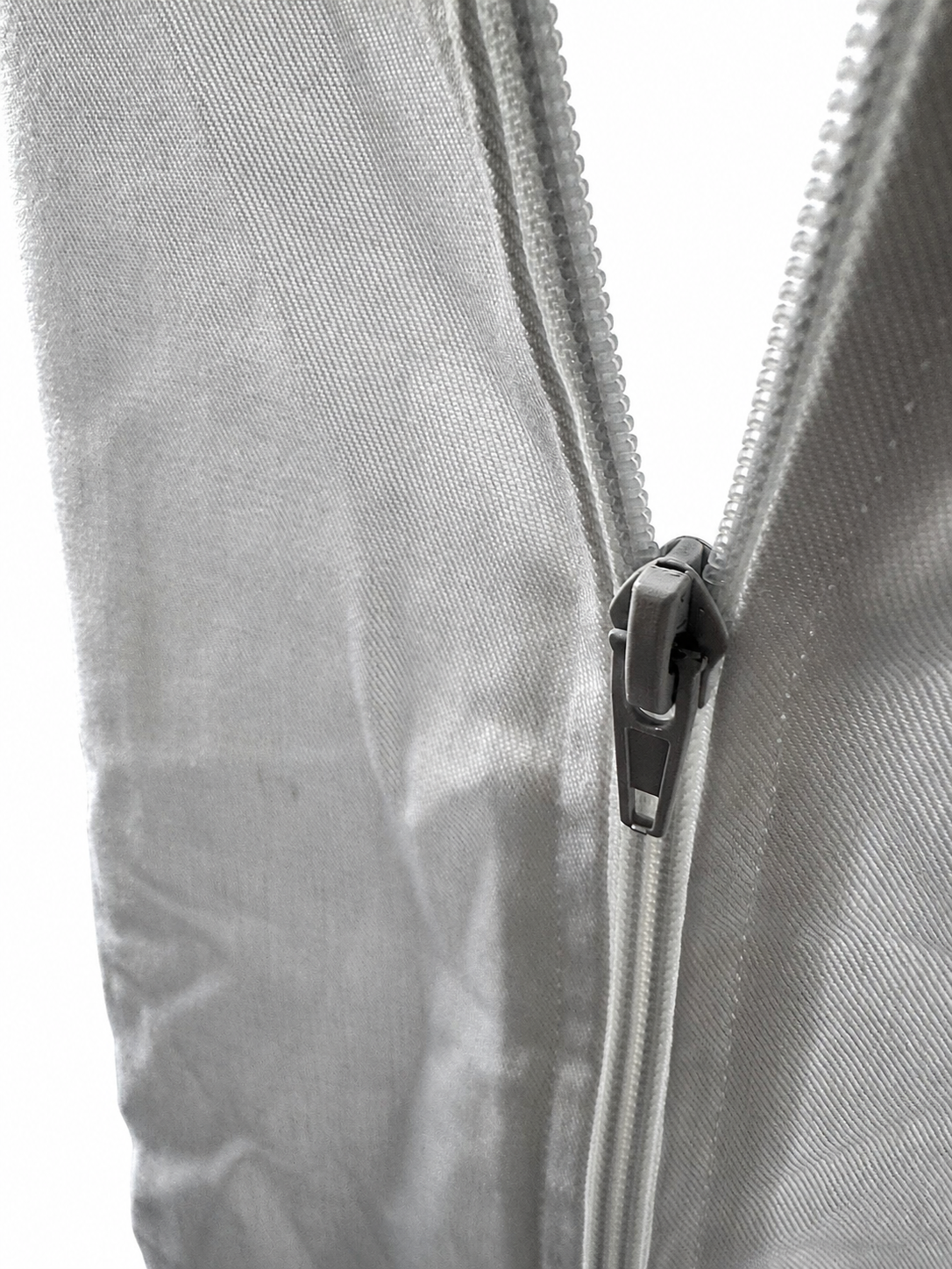 British Forces Tri-Service PTI Training Jacket – White